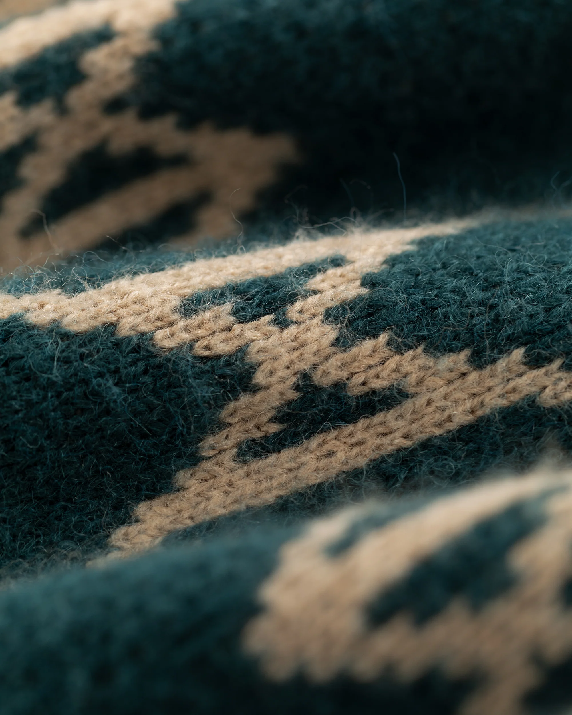 Anchors Mono Hooded Knit - Image 3